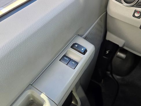Used 2024 Ford E-350 and Econoline 350 Super Duty w/ Power Windows & Locks Group image 33