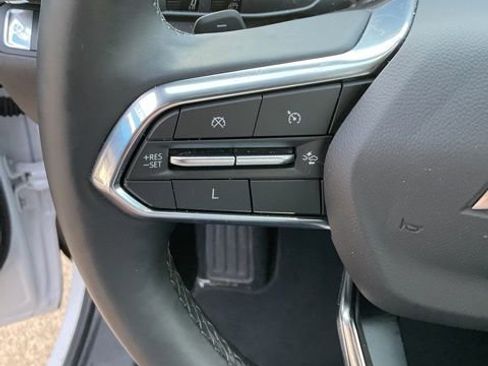 New 2025 Chevrolet Equinox LT w/ Midnight Edition image 22