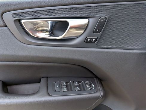Certified 2023 Volvo XC60 B5 Core w/ Climate Package image 25