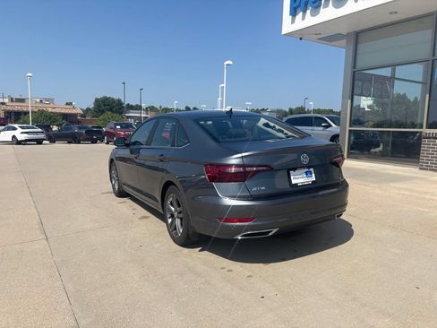 Used 2021 Volkswagen Jetta R-Line FWD image 7