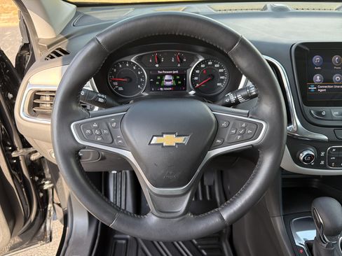 Used 2022 Chevrolet Equinox LT FWD image 24