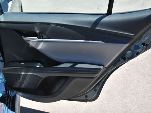 Used 2025 Toyota Camry SE FWD image 42