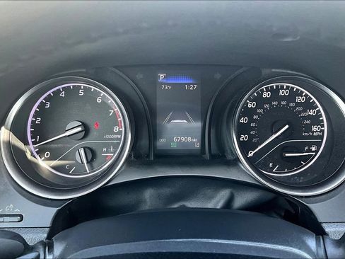 Used 2024 Toyota Camry SE FWD image 14