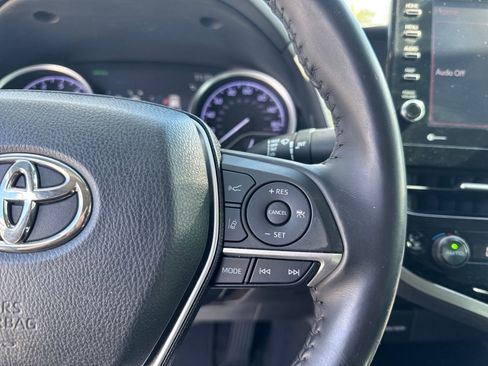 Used 2021 Toyota Camry XLE w/ Navigation Package image 15