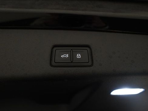 Used 2025 Audi Q5 Premium w/ Convenience Package AWD/4WD image 15