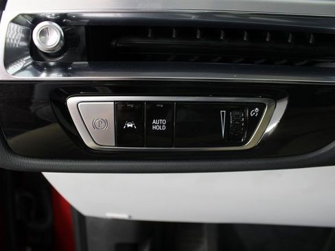 Used 2024 Cadillac Lyriq Sport image 15