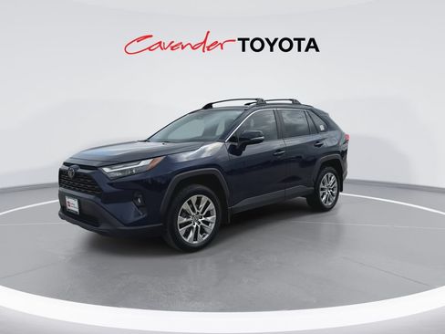 Certified 2022 Toyota RAV4 XLE Premium FWD image 4