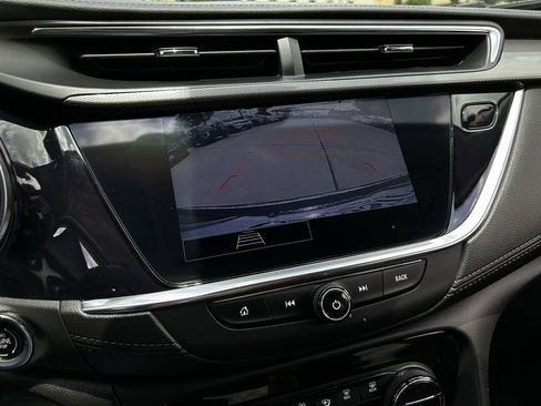 Used 2023 Buick Encore GX Essence w/ Experience Buick Package FWD image 18