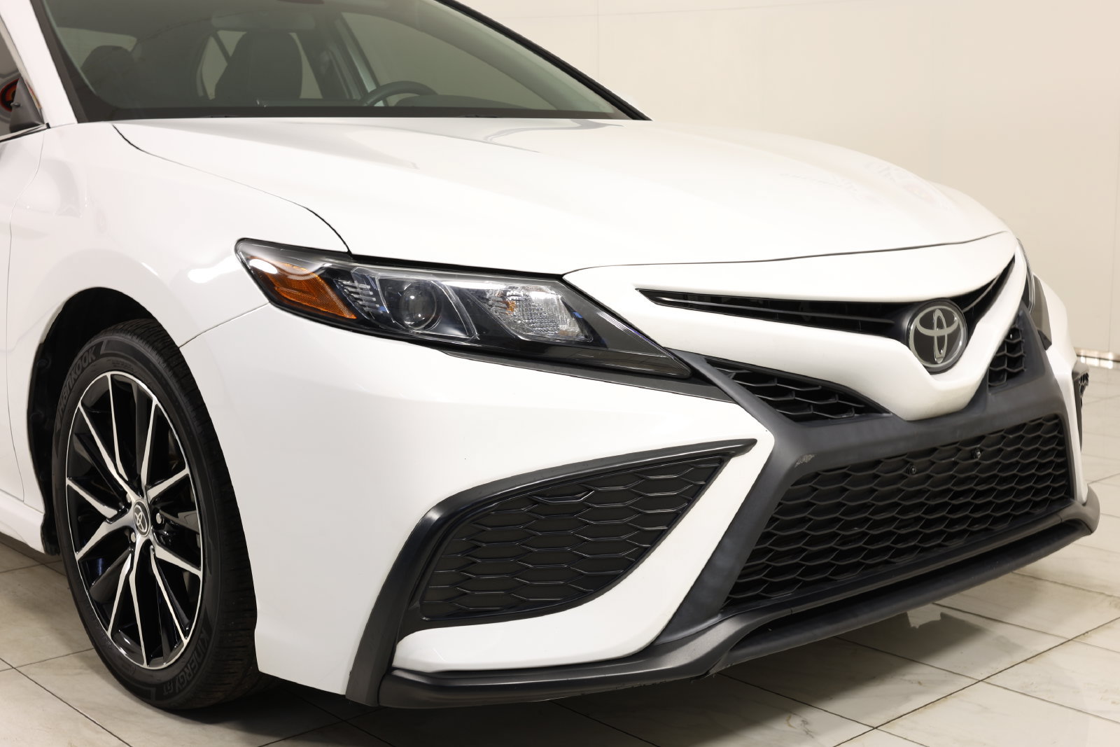 Used 2023 Toyota Camry SE FWD image 31