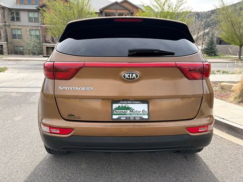 Used 2018 Kia Sportage LX image 7