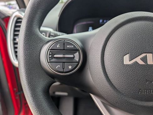 Used 2024 Kia Soul LX w/ Option Group 015 FWD image 13
