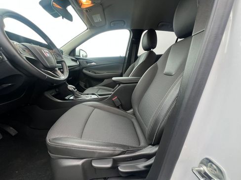 Used 2025 Buick Encore GX Preferred image 27