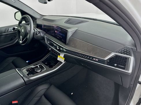 Used 2025 BMW X5 xDrive40i image 37