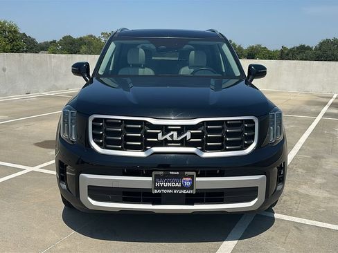 Used 2025 Kia Telluride S FWD image 8