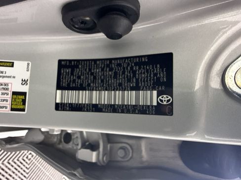 Used 2025 Toyota Corolla LE FWD image 24