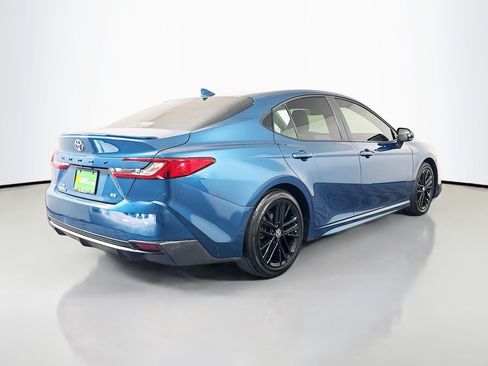 Used 2025 Toyota Camry SE w/ Multimedia Upgrade Package FWD image 10
