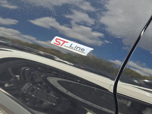 Used 2025 Ford Explorer ST-Line image 10