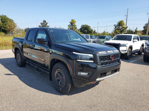 New 2026 Nissan Frontier Pro-X w/ Pro-X Convenience Package image 3