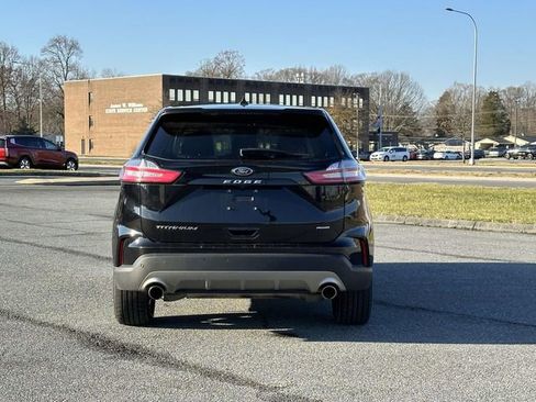 Used 2024 Ford Edge Titanium image 4