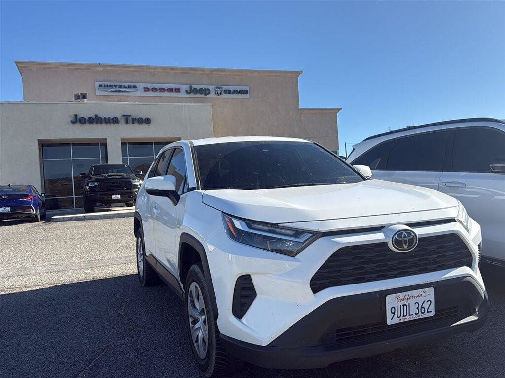 Used 2025 Toyota RAV4 LE FWD image 2