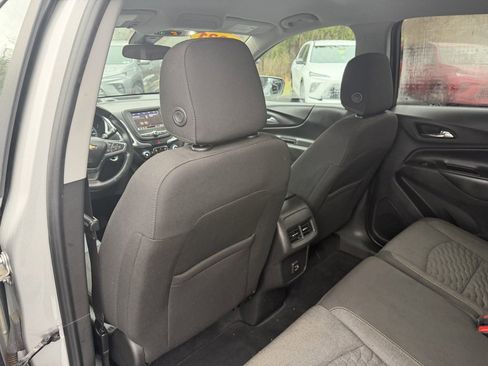 Used 2021 Chevrolet Equinox LT image 15