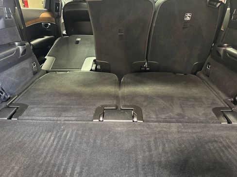 Used 2023 Volvo XC90 T8 Plus w/ Protection Package Premier AWD/4WD image 18