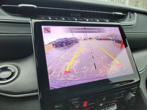 Used 2024 Jeep Grand Cherokee Limited image 27