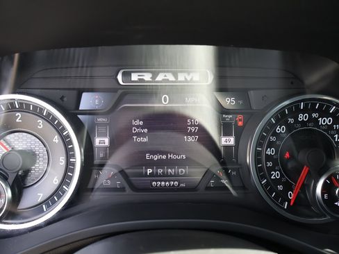 Used 2024 RAM 1500 Laramie image 45