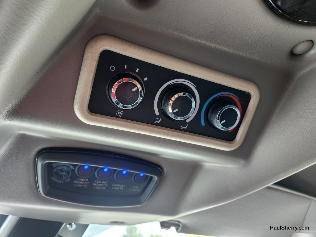 Used 2021 Chevrolet Express 2500 LS w/ Enhanced Convenience Package RWD image 45