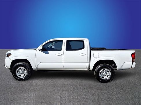 Used 2020 Toyota Tacoma SR image 7
