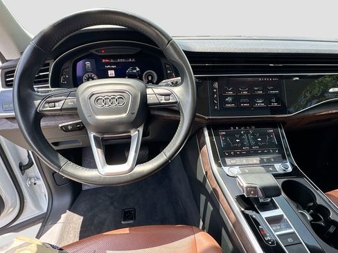 Used 2020 Audi Q8 Premium Plus AWD/4WD image 12