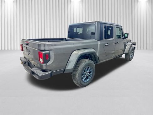 New 2026 Jeep Gladiator Overland AWD/4WD image 5