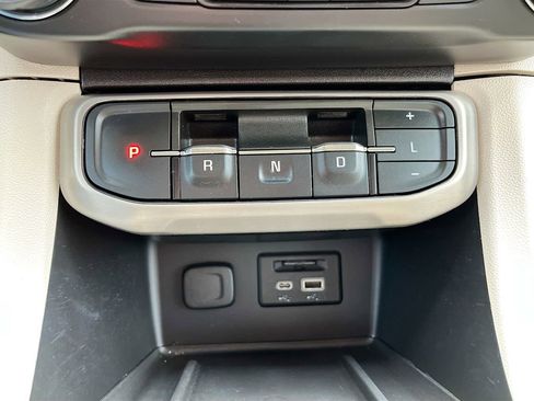 Used 2023 GMC Acadia Denali w/ Denali Ultimate Package image 17