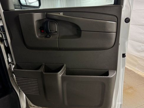 Used 2014 Chevrolet Express 3500 3500 CARGO VAN image 16