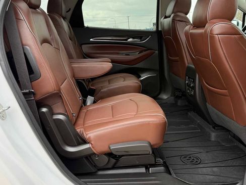 Used 2021 Buick Enclave Avenir w/ Avenir Technology Package image 12