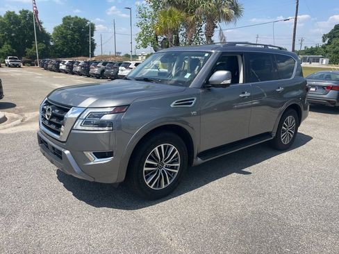 Used 2022 Nissan Armada SL RWD image 3