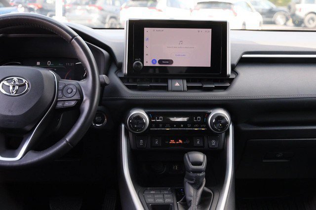 Used 2025 Toyota RAV4 XLE w/ Weather Package AWD/4WD image 23