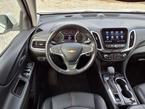 Used 2022 Chevrolet Equinox Premier FWD image 5
