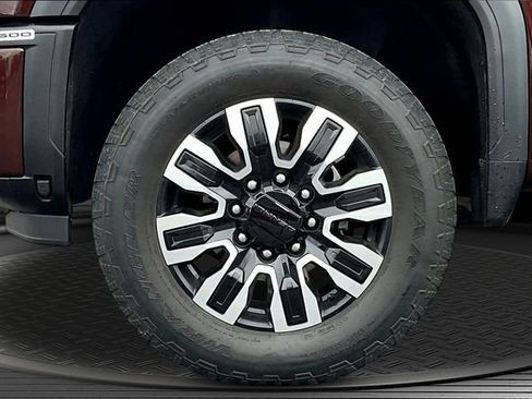 Used 2024 GMC Sierra 2500 Denali Ultimate AWD/4WD image 34
