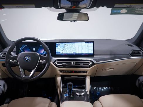 Used 2023 BMW i4 eDrive35 w/ Parking Assistance Package image 10