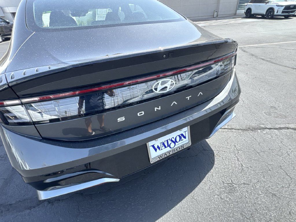 Used 2025 Hyundai Sonata SEL FWD image 31