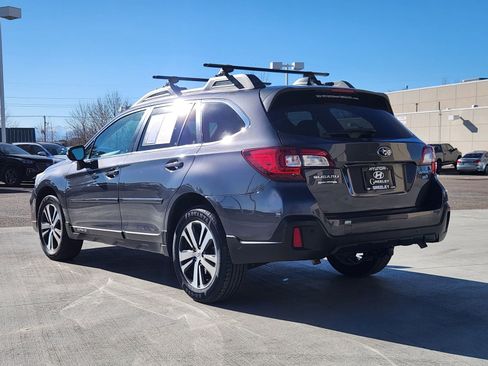 Used 2019 Subaru Outback 3.6R Limited image 3
