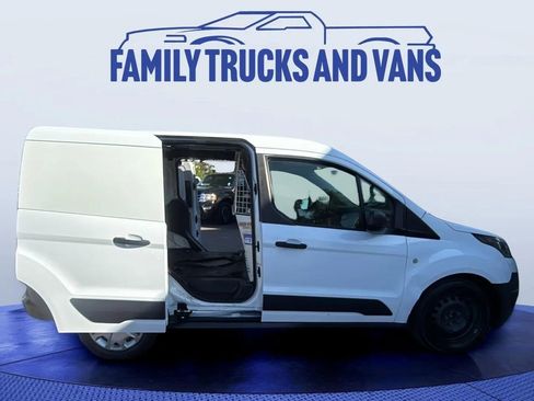 Used 2016 Ford Transit Connect XL FWD image 10