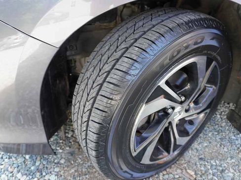 Used 2017 Honda Accord LX image 17