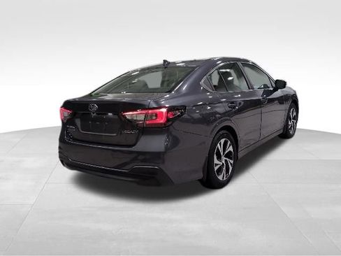 Used 2021 Subaru Legacy Premium image 9