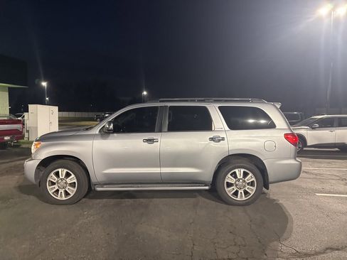 Used 2014 Toyota Sequoia Limited image 9