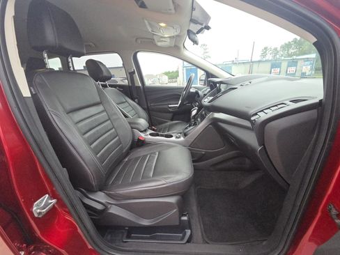 Used 2016 Ford Escape SE w/ SE Leather Comfort Package AWD/4WD image 19