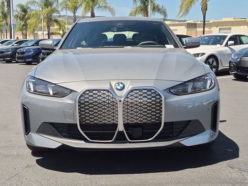 New 2026 BMW i4 eDrive40 w/ Parking Assistance Package RWD image 3