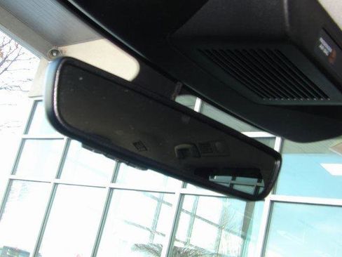 Certified 2024 Nissan Pathfinder SL image 37