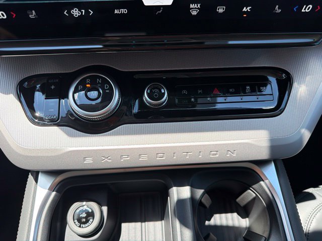New 2027 Ford Expedition Max Active RWD image 14